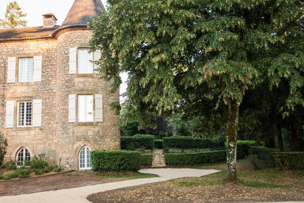Chateau De Maraval Cénac-et-Saint-Julien Exterior photo